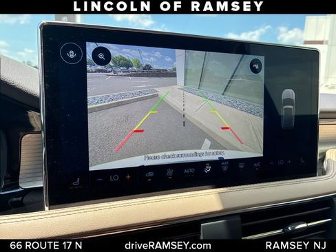 Used 2023 Lincoln Corsair AWD image 20