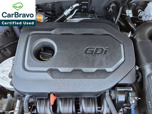 Used 2019 Hyundai Santa Fe SE FWD image 23