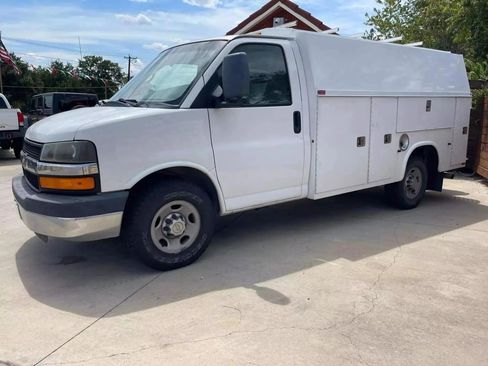 Used 2013 Chevrolet Express 3500 image 20