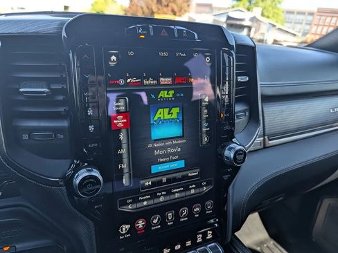 Used 2020 RAM 2500 Limited AWD/4WD image 19