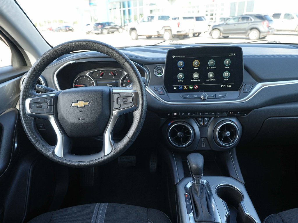 Used 2025 Chevrolet Blazer LT AWD/4WD image 30