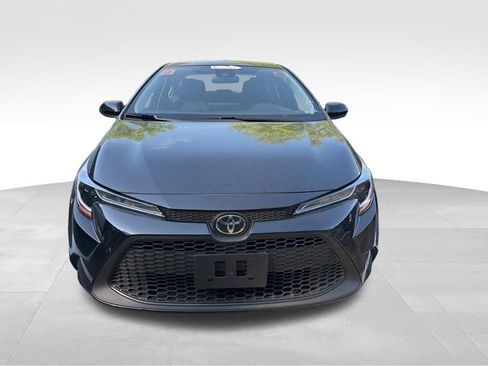 Used 2022 Toyota Corolla LE image 5
