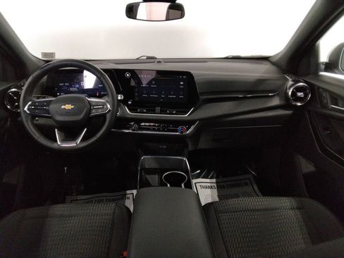 Used 2025 Chevrolet Equinox LT image 36