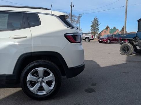 Used 2021 Jeep Compass Latitude w/ Convenience Group image 11