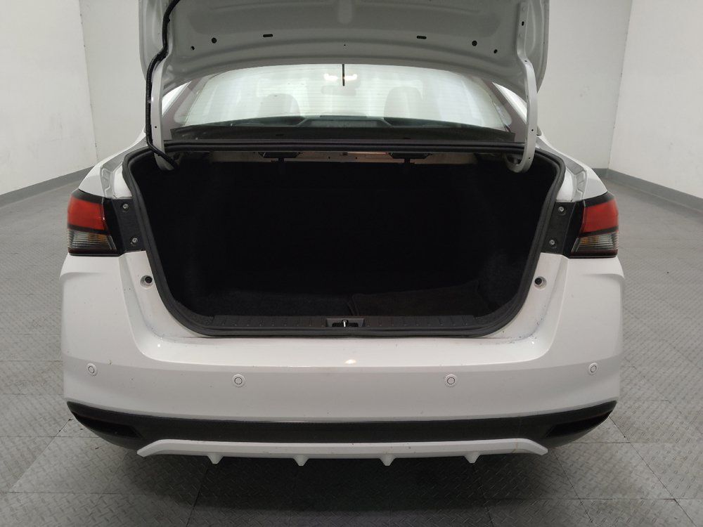 Used 2024 Nissan Versa S w/ Trunk Package FWD image 29