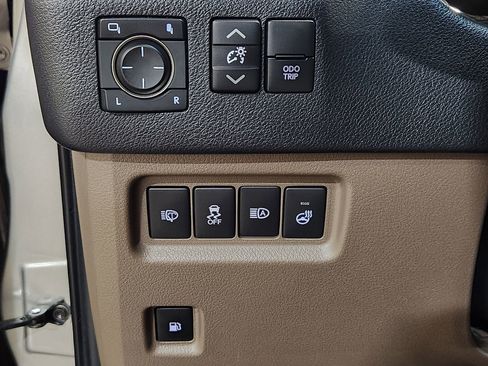 Used 2023 Lexus GX 460 Premium image 41