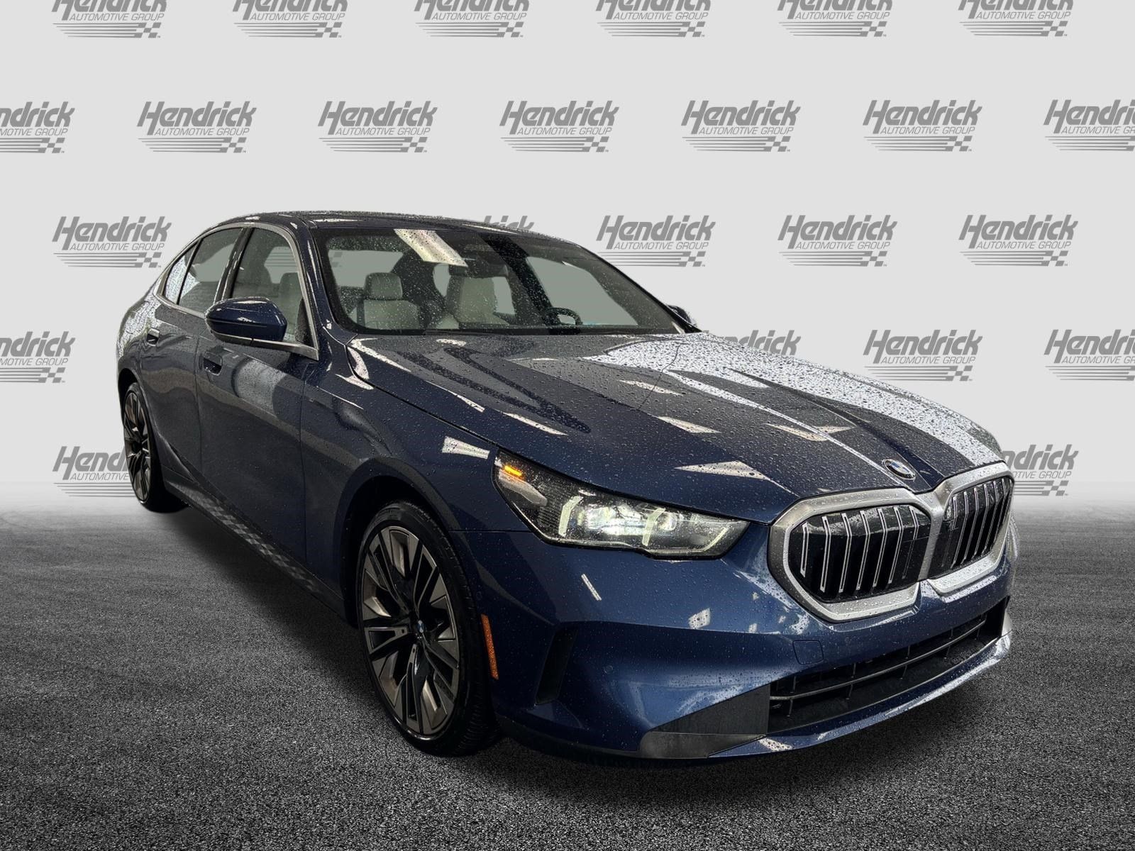 Certified 2024 BMW 530i RWD image 2