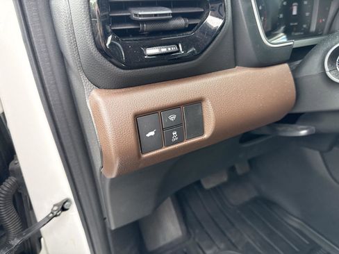 Used 2023 Honda Pilot Elite image 21