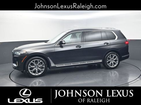Used 2020 BMW X7 xDrive40i w/ Cold Weather Package image 2