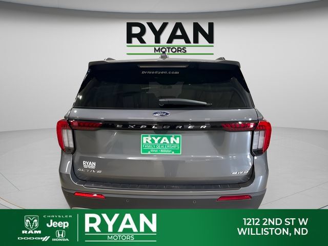 Used 2026 Ford Explorer Active w/ Active Comfort Package AWD/4WD image 4