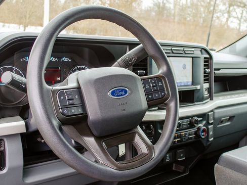 Used 2023 Ford F350 XLT image 14