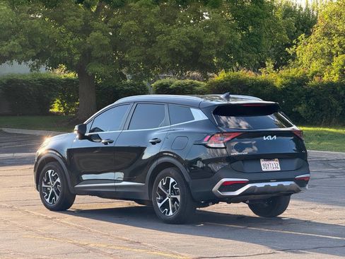 Used 2023 Kia Sportage EX AWD/4WD image 7