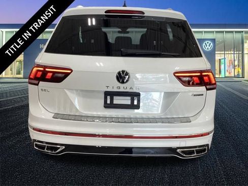 Used 2024 Volkswagen Tiguan SEL R-Line AWD/4WD image 28