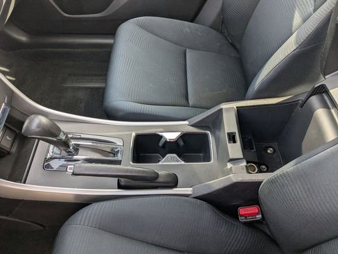 Used 2014 Honda Accord LX image 28