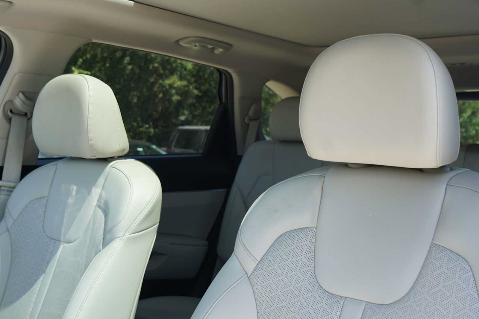 Certified 2022 Kia Sorento S w/ Panoramic Sunroof Package FWD image 10