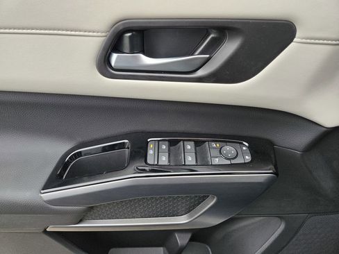 New 2026 Nissan Pathfinder SL AWD/4WD image 13