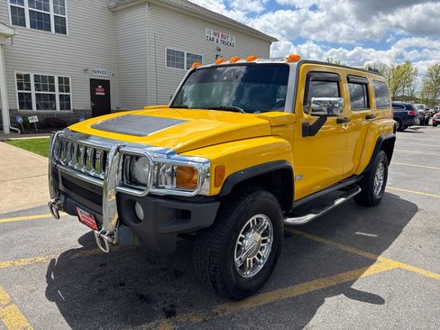 Used 2007 HUMMER H3 AWD/4WD image 2