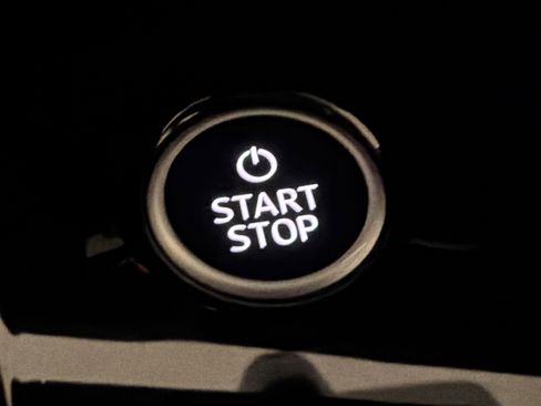 Used 2023 Audi Q4 e-tron Premium Plus w/ Premium Plus image 24