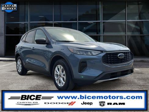 Used 2025 Ford Escape Active FWD image 1