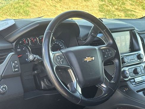 Used 2019 Chevrolet Tahoe LT image 30