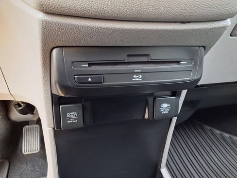 Used 2019 Honda Odyssey Elite image 10