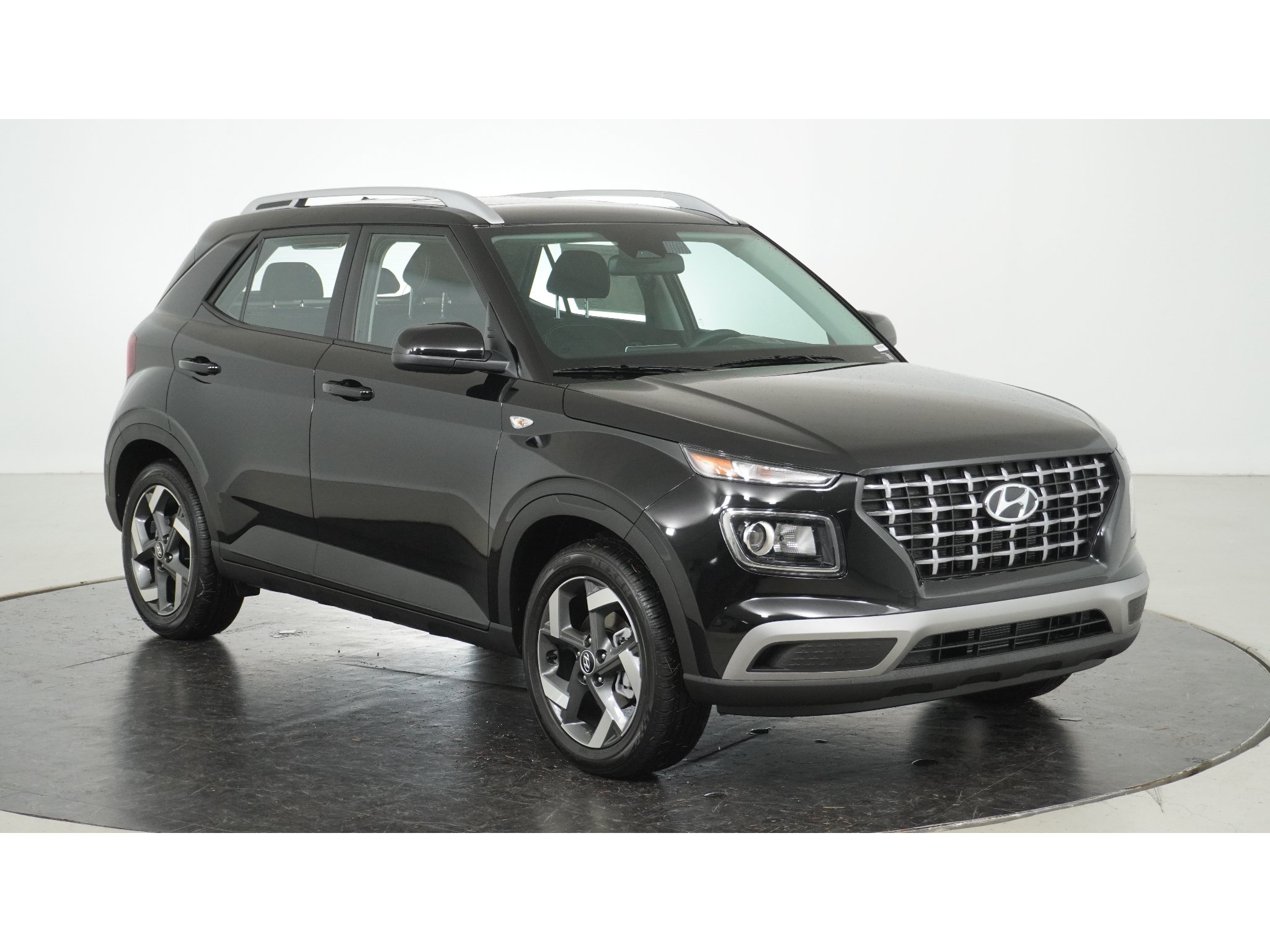 New 2026 Hyundai Venue SEL FWD image 1