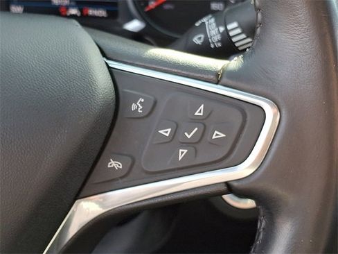 Used 2020 Chevrolet Equinox LT image 23