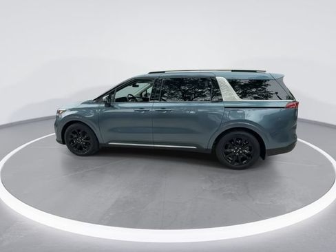 Used 2024 Kia Carnival SX FWD image 5