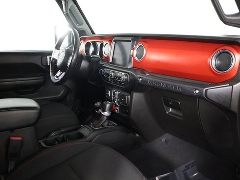 Used 2021 Jeep Wrangler Unlimited Rubicon image 25