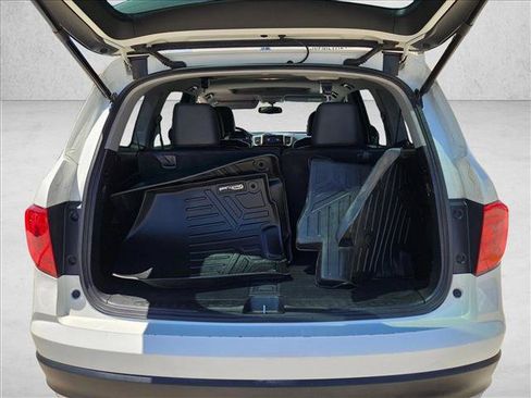 Used 2018 Honda Pilot EX-L image 6