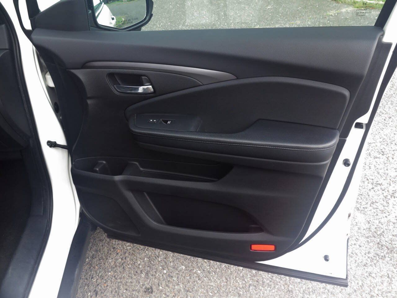 Used 2017 Honda Pilot EX-L image 22