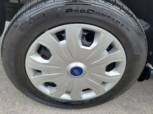 Used 2023 Ford Transit Connect XLT FWD image 11