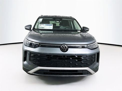 New 2025 Volkswagen Tiguan S image 5