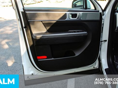 Used 2025 Hyundai Santa Fe SEL FWD image 36