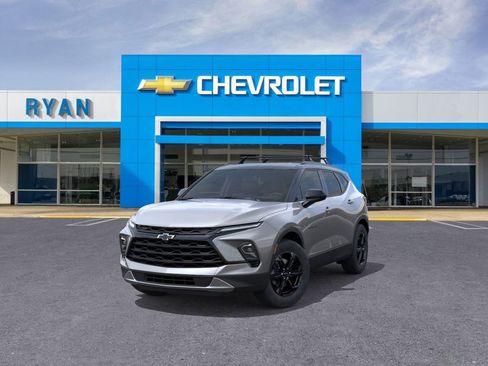 New 2026 Chevrolet Blazer LT w/ Midnight/Sport Edition image 8