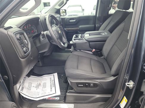 Used 2021 Chevrolet Silverado 1500 LT w/ Z71 Off-Road Package image 18