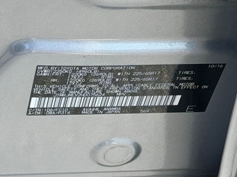 Used 2017 Toyota RAV4 XLE image 23