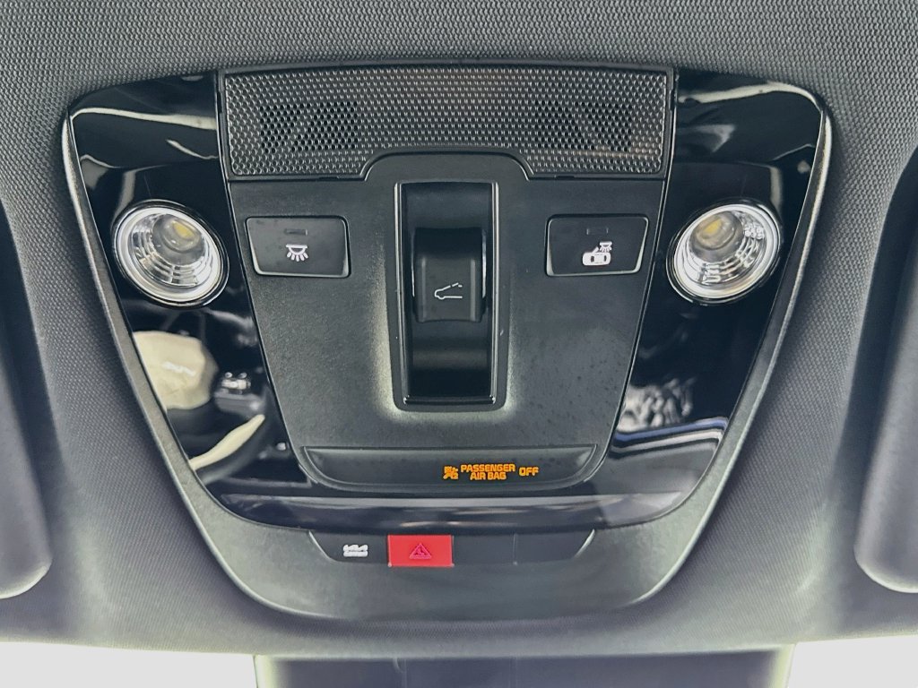Used 2025 Kia EV6 GT-Line AWD/4WD image 24