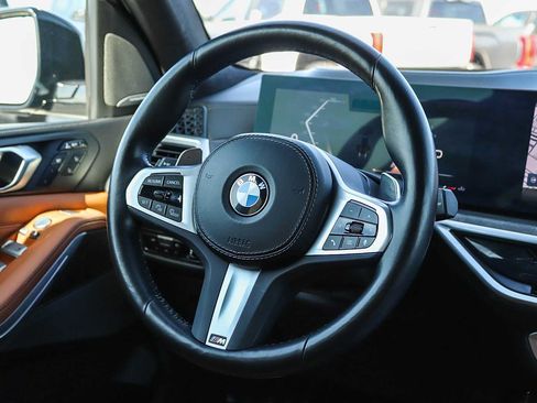 Used 2023 BMW X7 xDrive40i w/ Executive Package AWD/4WD image 18