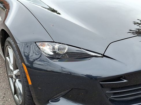 Used 2020 MAZDA MX-5 Miata RF Grand Touring image 9