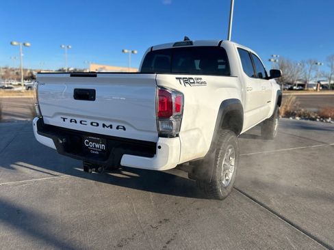 Used 2021 Toyota Tacoma TRD Off-Road w/ Technology Package image 8
