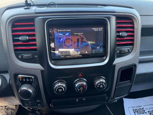Used 2015 RAM 1500 Express AWD/4WD image 19