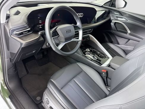 Certified 2025 Audi Q5 Premium w/ Premium Plus AWD/4WD image 9