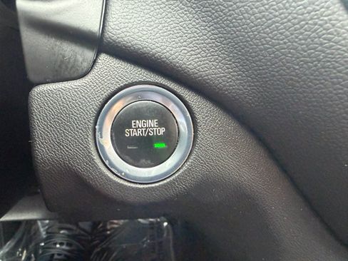 Used 2024 Chevrolet Equinox LT AWD/4WD image 28