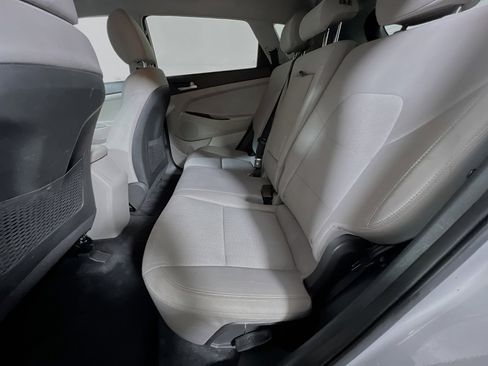 Used 2021 Hyundai Tucson SE image 28