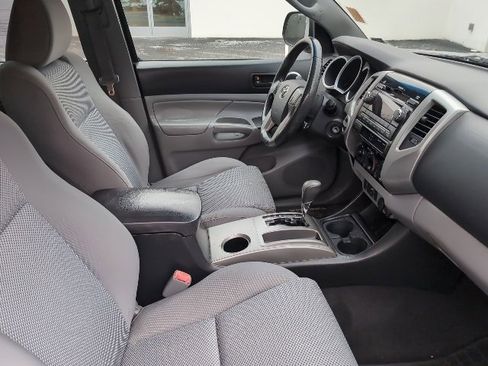Used 2012 Toyota Tacoma 4x4 Double Cab image 27