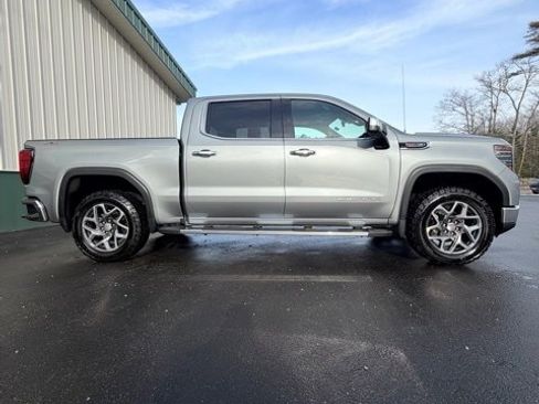 Certified 2023 GMC Sierra 1500 SLT w/ SLT Premium Package image 4