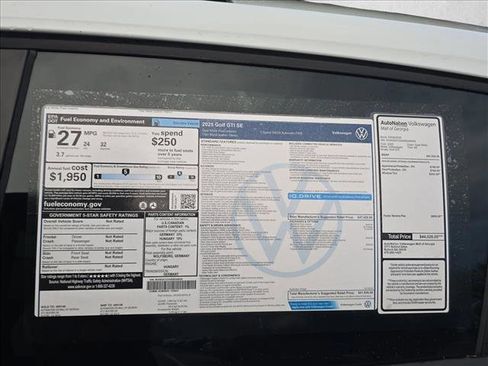 New 2025 Volkswagen GTI SE image 18