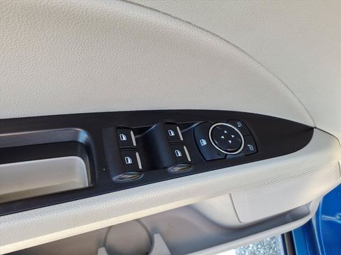 Used 2018 Ford Fusion SE w/ Fusion SE Technology Package FWD image 25