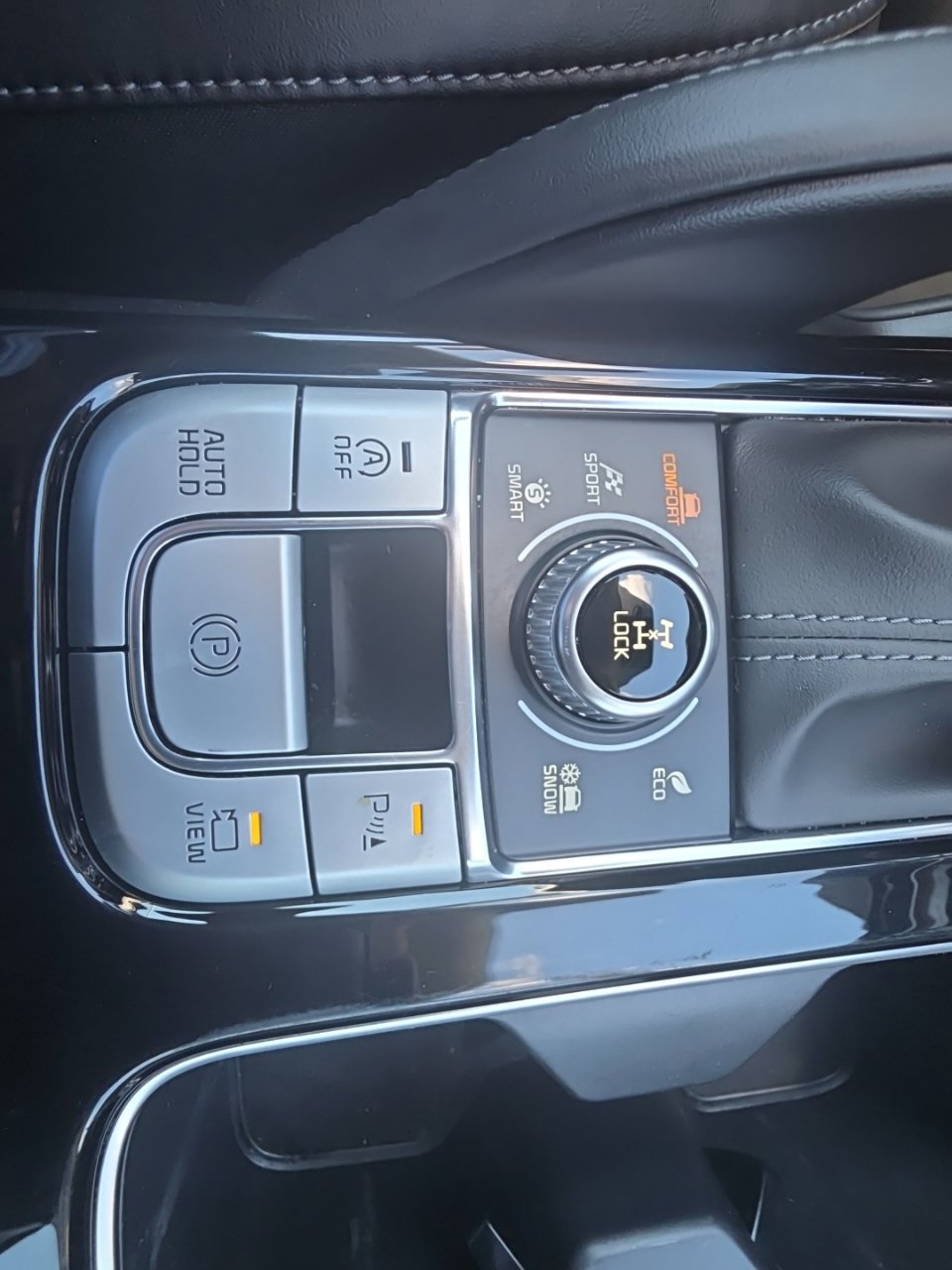 Used 2022 Kia Telluride SX w/ SX Prestige Package AWD/4WD image 41